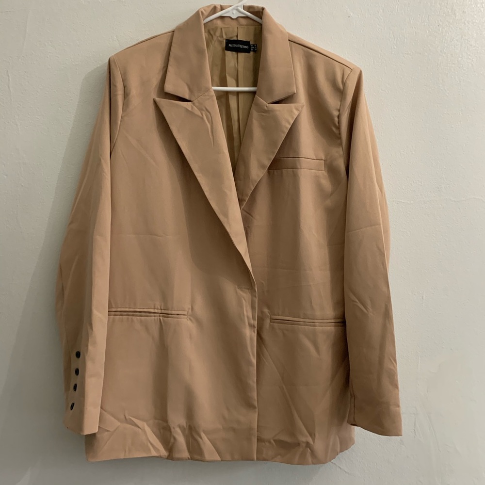 PrettyLittleThings blazer